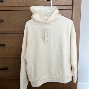 NWT Fabletics Eco Go-to Hoodie xs/4 color: oat/sprout